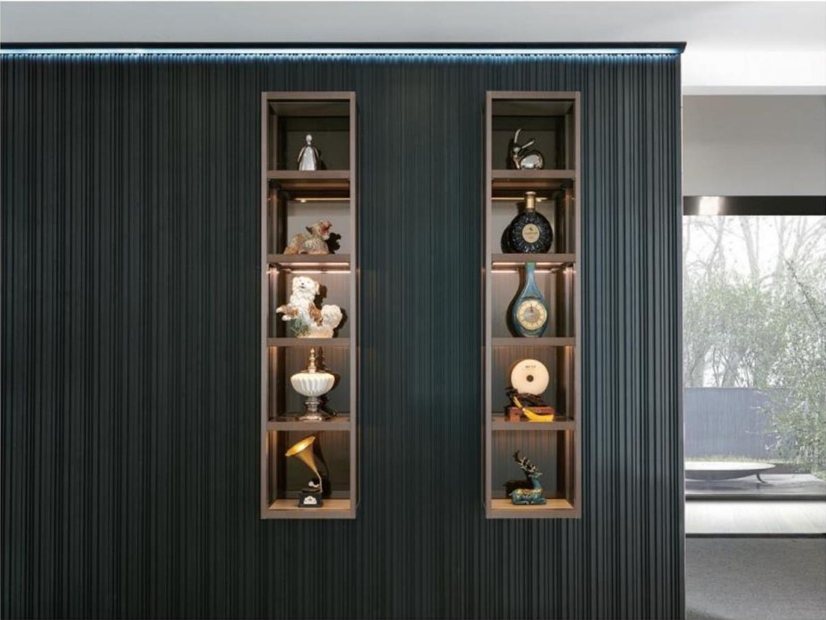 KH754B Transparent Wall-Mounted Glass Cabinet – A Modern and Luxurious Addition to Any Space